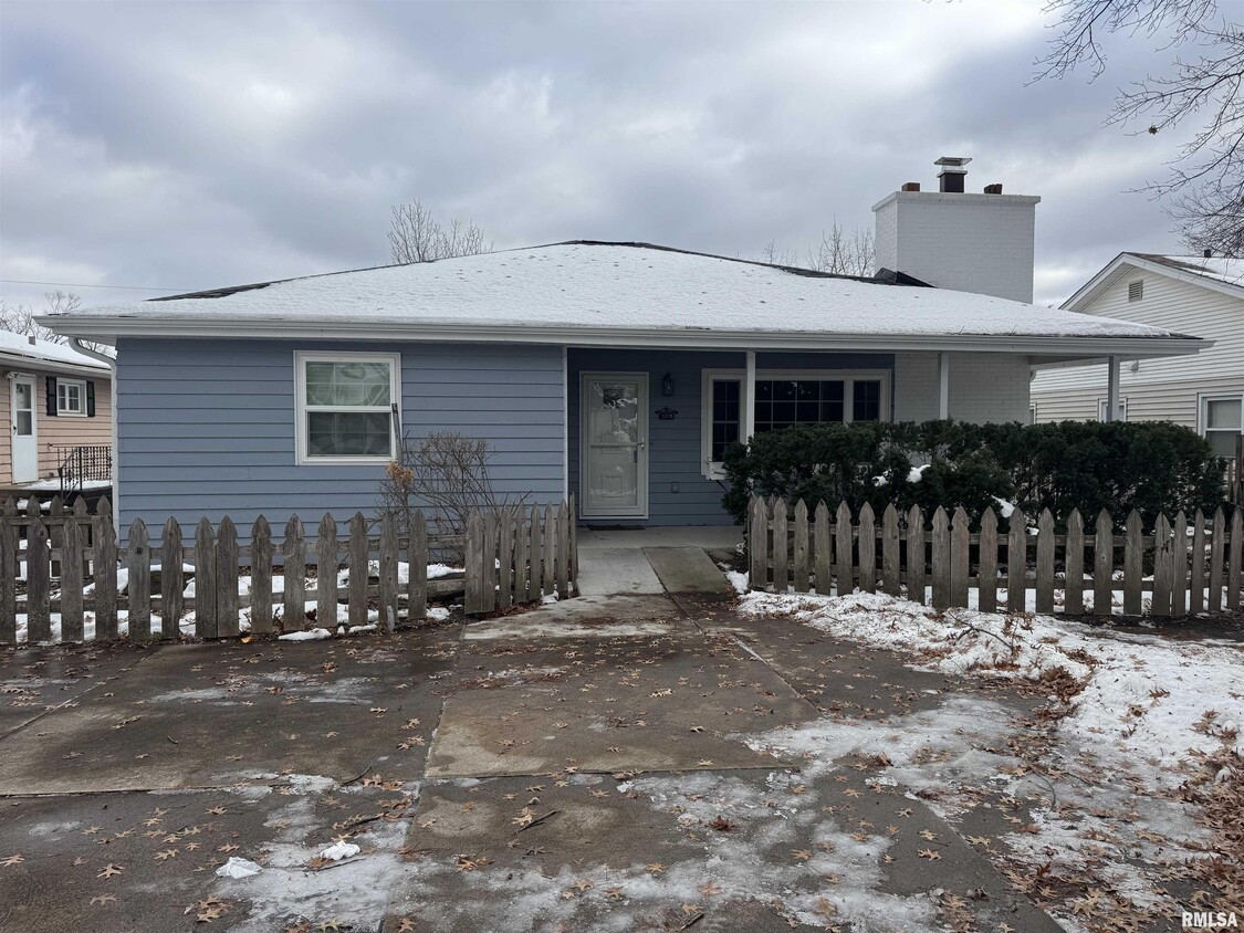 Foto principal - 3319 N Marquette St