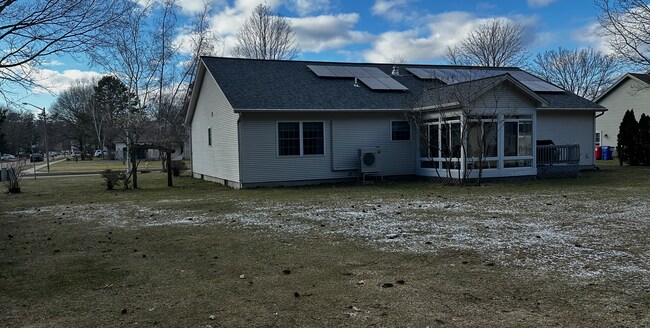 Building Photo - 53 Crossfield Dr