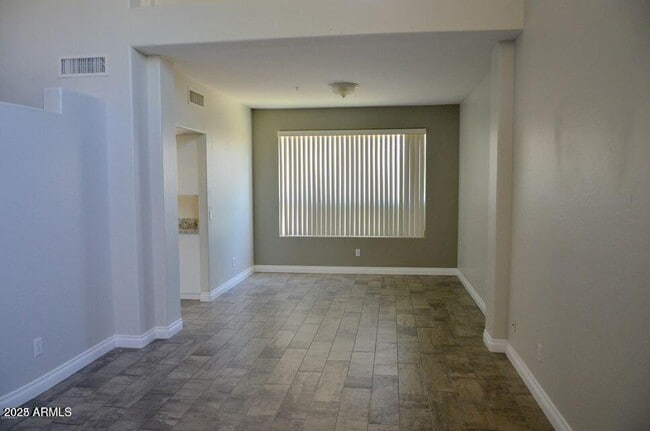 Foto del edificio - 9345 E Pine Valley Rd