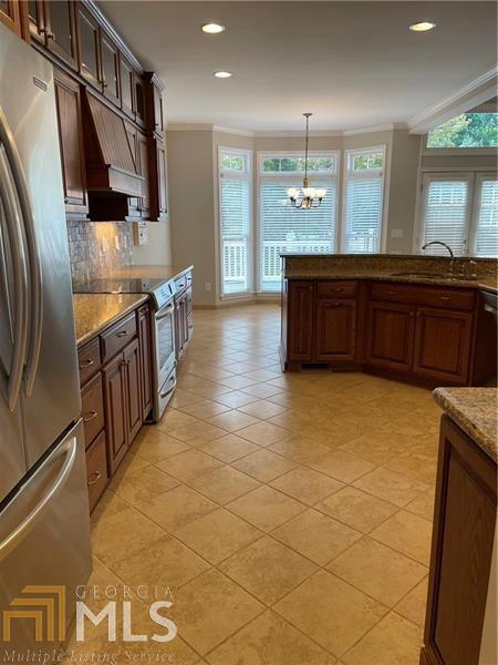 Foto del edificio - 890 Riverhaven Dr