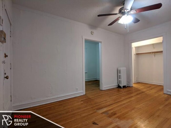 Building Photo - 0 bedroom in CHICAGO IL 60614