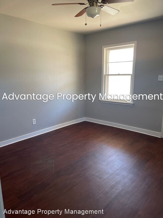 Building Photo - 1 br, 1 bath House - 1636 Lake Grove St.