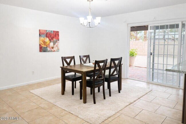 Foto del edificio - 3838 W Dailey St