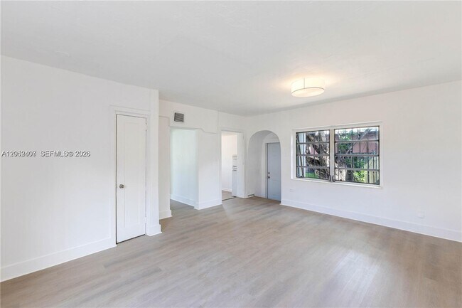 Foto del edificio - 8031 NW 12th Ct