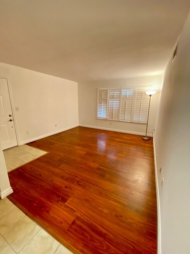 1386 E Madison Ave, El Cajon, CA 92021 Townhome Rentals in El Cajon