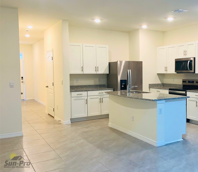 Building Photo - 114 Reena Dr