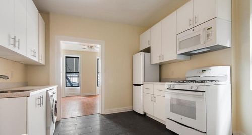 Primary Photo - 367 W 49th St