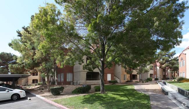 Building Photo - The Residence at Canyon Gate