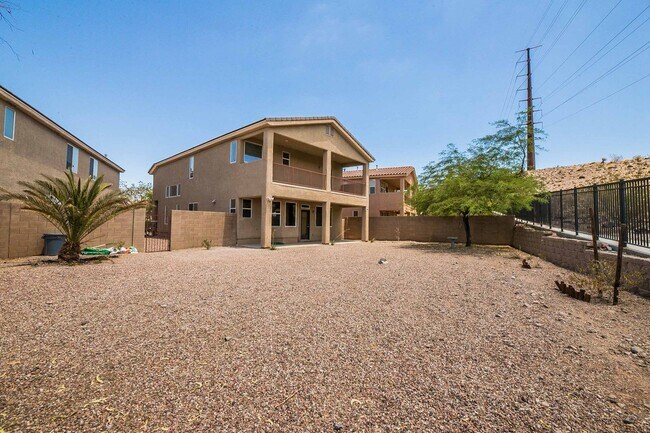 Building Photo - Stunning 3 Bedroom home in Anthem!