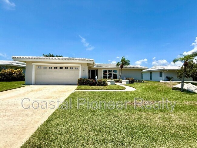 Foto del edificio - 14903 Imperial Point Dr N