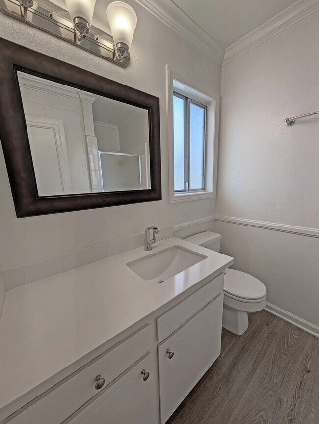 Foto del edificio - 1335 S Carmelina Ave