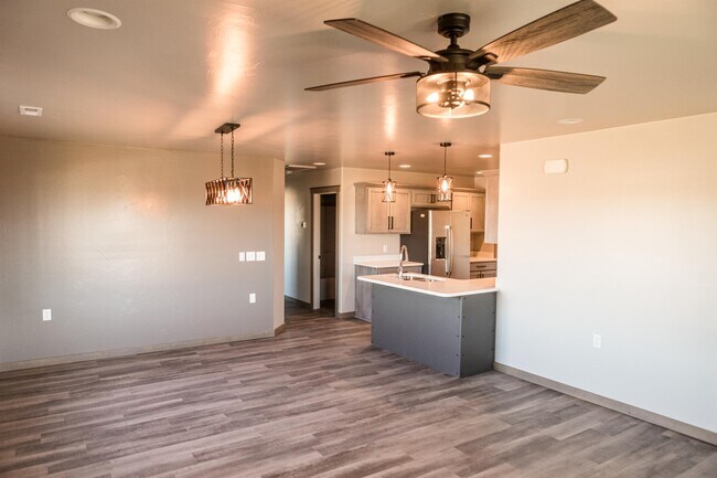 Foto del edificio - 3930 St Marys - A St