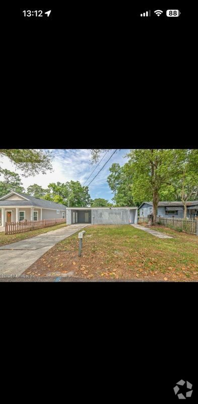 Building Photo - 9106 Jefferson Ave