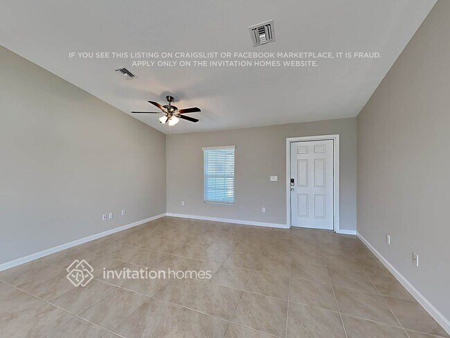 Foto del edificio - 1421 SW Hibiscus St