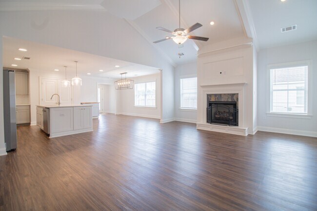 Foto del edificio - 133 Quail Run Ave
