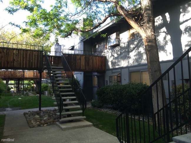 Building Photo - 2237 Kietzke Ln