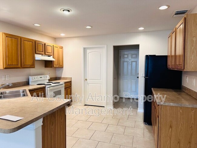 Building Photo - 8127 Morning Grove