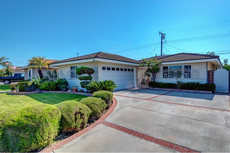 Foto principal - 5403 Stevely Ave