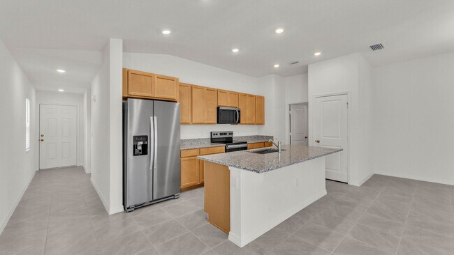 Building Photo - 219 Ash Way