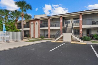 Building Photo - 1531 Placida Rd