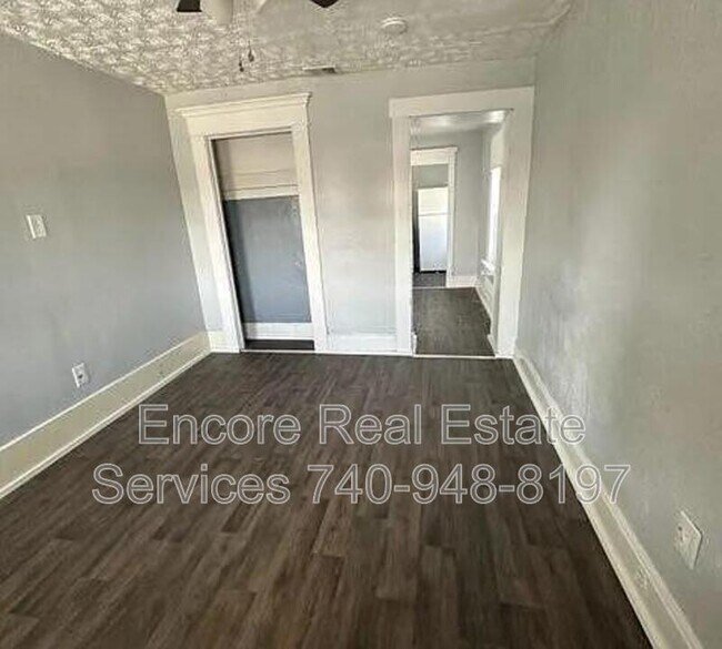 Foto del edificio - 420 E Indiana St