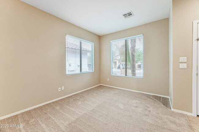Building Photo - 3075 W Yellow Peak Dr