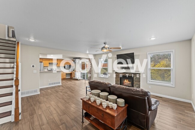 Photo - 10110 Clear Creek Rd House