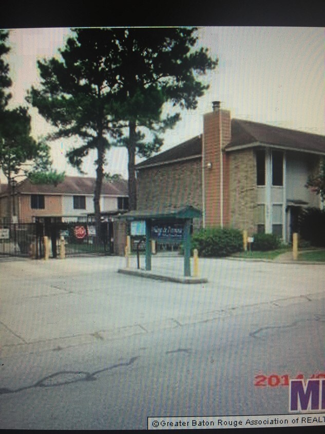 1743 Boulevard De Province, Baton Rouge, LA 70816 Townhome Rentals in Baton Rouge LA