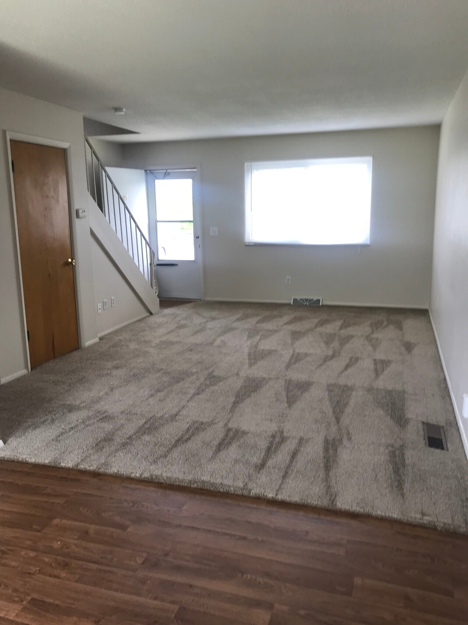Riverview Apartments – photo 5