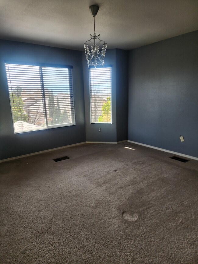 Foto del edificio - 4984 Kyler Rd