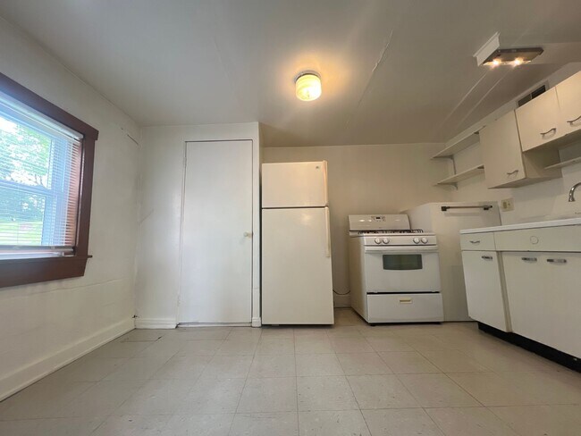 Foto del edificio - 226/228 Belmar Avenue