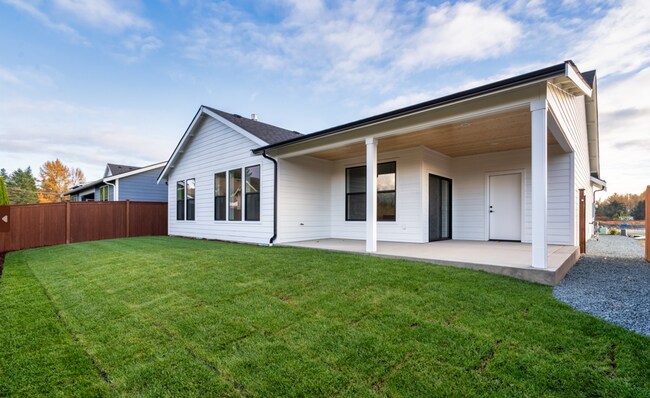 Foto del edificio - BRAND NEW 3 bedroom 2 bath in Bucko Estates