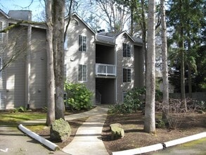 Building Photo - 6160 SW Alice Ln