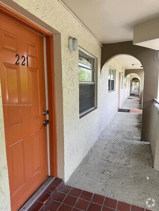 Building Photo - 20520 NW 15th Ave