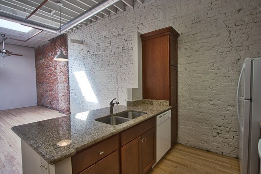 Foto del edificio - 213 S 4th Ave