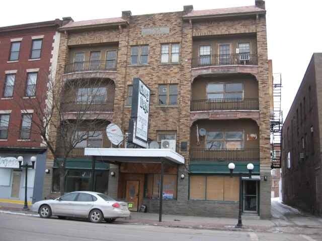 Foto del edificio - 248-250 N Main St