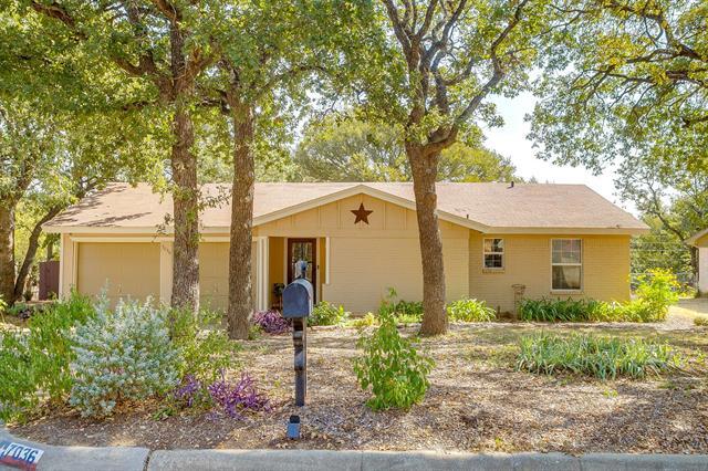 Foto del edificio - 7036 Crabtree Ln