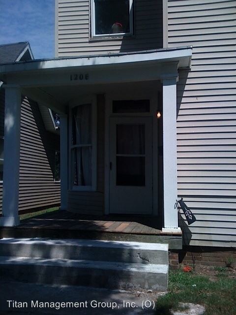 Foto del edificio - 2 br, 1 bath Apartment - 1206 Heath Street