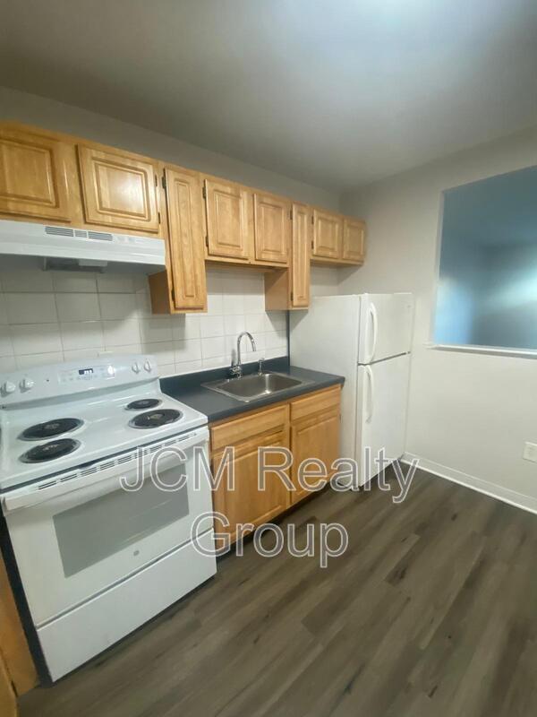Foto principal - 700 Cummins Hwy