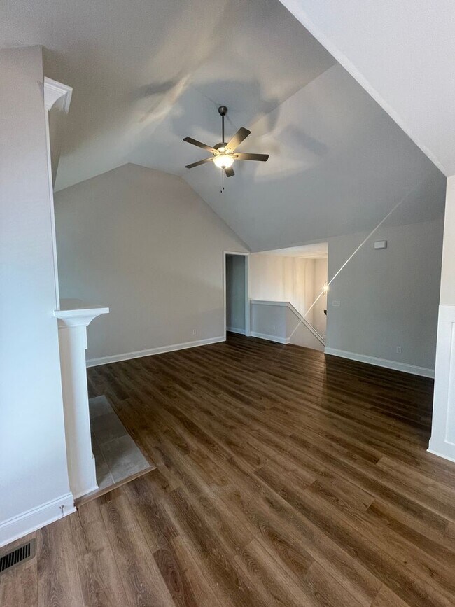Foto del edificio - Rental in Ooltewah - 3 Bedrooms + Finished...