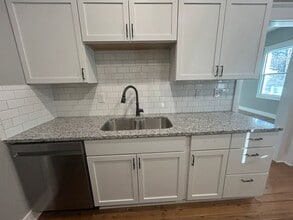 Building Photo - 839 Locust St