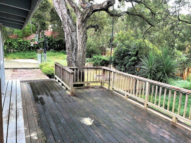 Foto del edificio - 3750 Whitman Cir