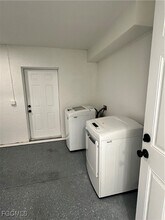 Building Photo - 1910 Richmond Ave N