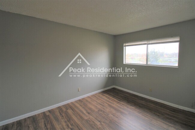 Building Photo - Marysville6042