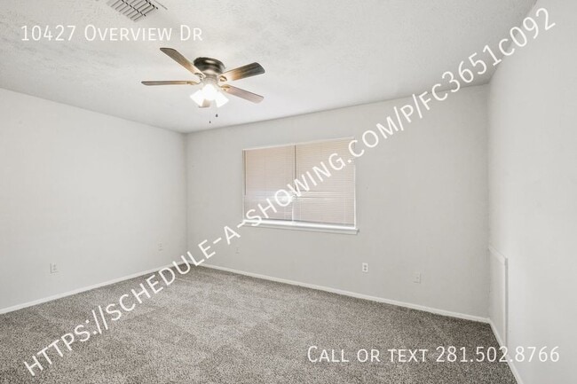 Building Photo - AVAILABLE NOW!