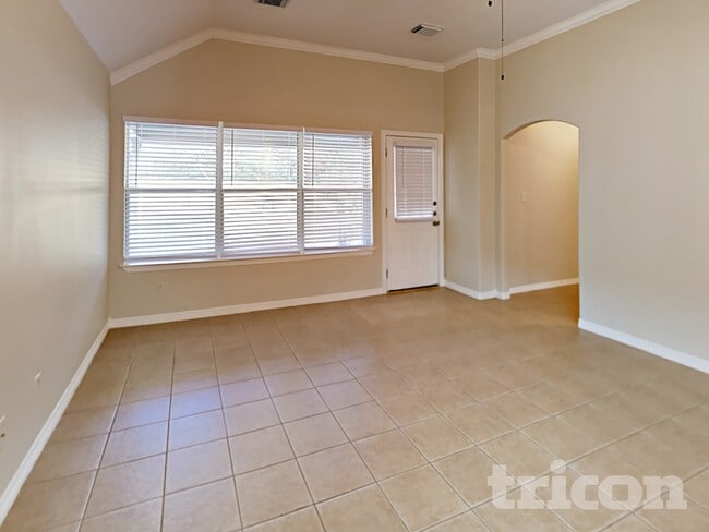 Building Photo - 1414 Ashway St