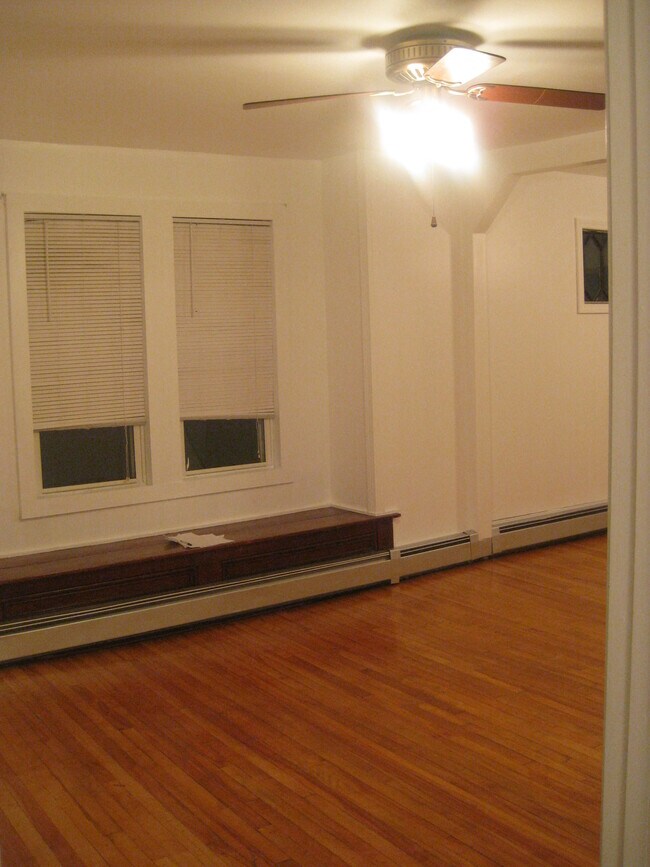 Foto del edificio - 89 Sterling St