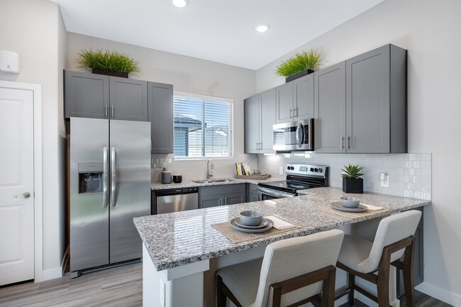 Building Photo - Avilla Vista Ranch
