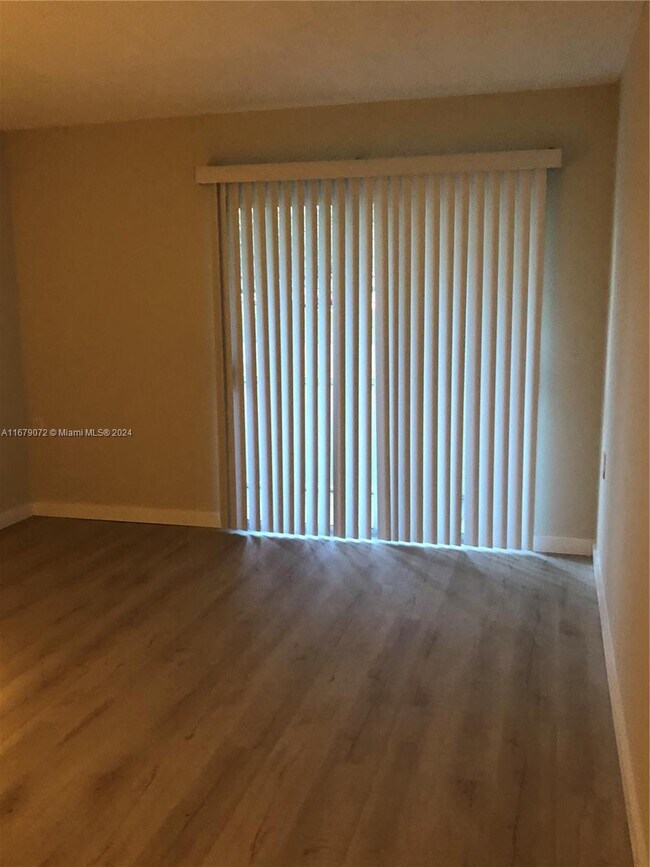 Building Photo - 2614 Nassau Bend