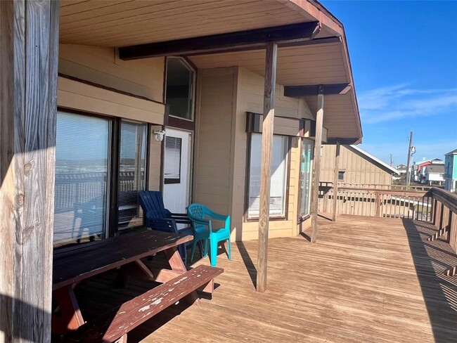 Building Photo - 21425 Gulf Dr